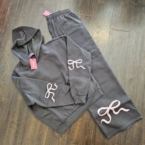 Edikted Bonney Bow Detail Hoodie and Sweatpants Set